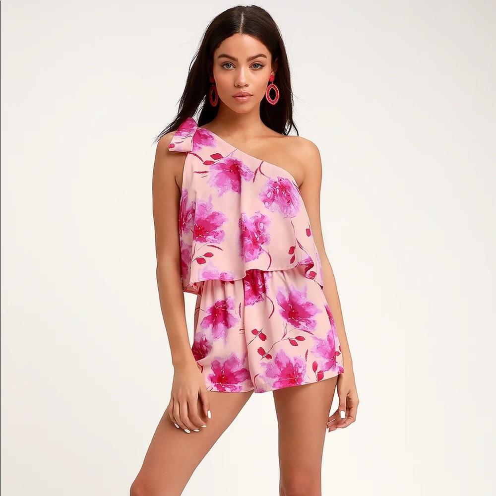 LULUS Blush Floral Print One-Shoulder Romper